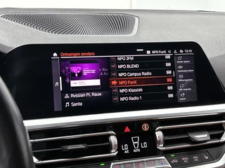 BMW 3-serie Touring M340i xDrive | Individual Citrin Black | M Stoelen | Laser Light | Driving Assistant Prof. | HeadUp Display / 26