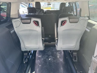 Toyota PROACE Electric Verso LONG EXTRA RANGE DYNAMIC 75KWH 8-PERSOONS ROLSTOEL / INVALIDE VERLAAGD-INBOUW-OPRIJPLAAT 2x SCHUIFDEUR / 18