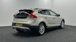 Volvo V40 Cross Country 1.5 T3 Polar+ Luxury LEER PANO NAVI TREKHAAK ECC CRUISE LM. / 6