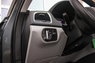 Audi Q3 2.0 TFSI quattro Pro Line | S-tronic Automaat | Panoramadak | 211 pk | Stoelverwarming | Climate control | Navi | Xenon | Bluetooth | 18 inch | PDC | Quattro / 35