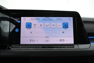 Volkswagen Golf 1.4 eHybrid GTE  Panorama, Apple carplay, Navigatie / 38