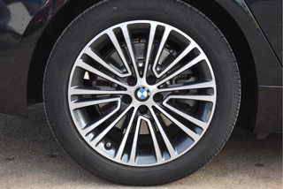 BMW 5 Series Touring 520i Executive Edition Facelift  | NL-Auto | Elekt.trekhaak | Historie | Carplay | Navi | DAB | Full LED | Zeer netjes / 31