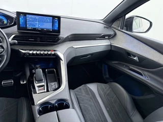 Peugeot 3008 GT SOH: 99% | PHEV | APPLE CARPLAY | ELEKTRISCHE ACHTERKLEP | CAMERA VOOR + ACHTER | ADAPTIVE CRUISE CONTROL | FOCAL AUDIO | DODEHOEK DETECTIE| RIJKLAARPRIJS INCL. 12 MND BOVAG GARANTIE / 31