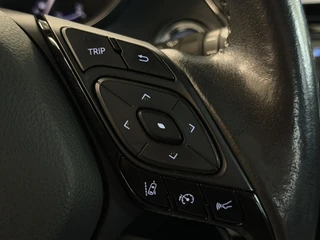 Toyota C-HR 2.0 Hybrid Dynamic | Winterpakket | Camera | PDC | Carplay | All-Season | LED ( Vestiging - Vianen) / 20