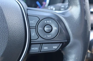 Toyota RAV4 2.5 HYBRID DYNAMIC CAMERA ADAP-CRUISE ANDROID/APPLE STOEL/VOORRUITVERW. LM-VELGEN P-SENSOREN / 26