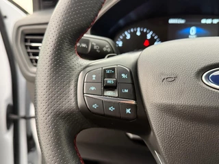 Ford Focus Wagon 1.0 EcoBoost Hybrid ST Line Business Automaat | Adaptive Cruise Control | Navigatie | Camera | Stoelverwarming / 15
