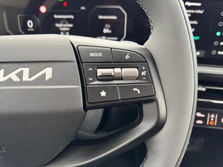 Kia EV6 Light Edition 63 kWh | Enkele kleuren op voorraad bel voor info | € 2000,- Inruilpremie | 428km Actieradius / 17