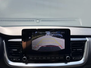 Kia Stonic 1.0 T-GDi MHEV 100pk DCT7 DynamicLine / 16