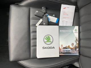 Škoda Superb Combi 1.4 TSI iV 218 pk Business Edition Plus AUT  | 1e eigenaar | navigatie | panoramadak | trekhaak | leder interieur / 41