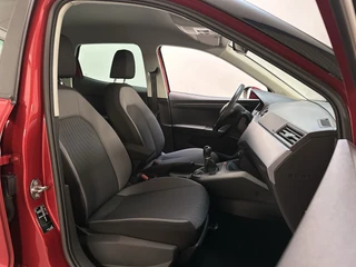 Seat Arona 1.0 TSI 110pk Style Business Intense Camera Navigatie Climate Control Adaptive Cruise / 6