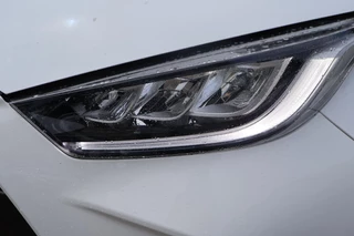 Toyota Yaris 1.5 Hybrid 115 DYNAMIC STOELVERW. LED KOPLAMPEN LENDE STEUN AD-CRUISE CAMERA CLIMA / 6