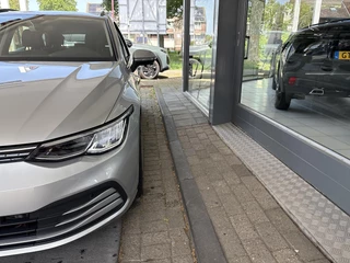 Volkswagen Golf Variant TSI 110pk Life Business Achteruitrijcamera | Navi / 9
