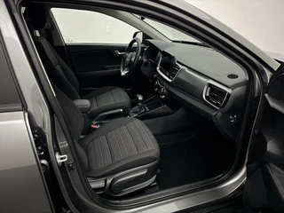 KIA Stonic 1.0 T-GDi MHEV 100pk DCT7 DynamicPlusLine / 29