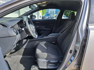 Toyota C-HR 1.8 Hybrid Dynamic / 13