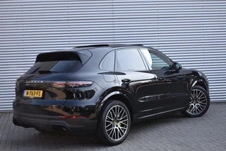 Porsche Cayenne 3.0 E-HYBRID NL AUTO / P.DAK / ADAP. CRUISE / 9