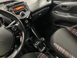 Citroen C1 1.0 VTi Feel AIRCO 5 DEURS CRUISE 82000 KM!! / 38