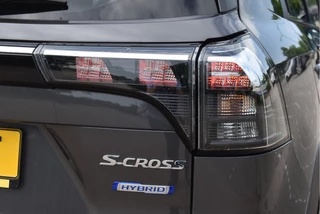Suzuki S-Cross 1.4 Boosterjet Select Smart Hybrid 130 pk  | Carplay | Keyless | Camera | DAB | Adapt. Cruise Contr. | LED | LM-Velgen | Historie / 28