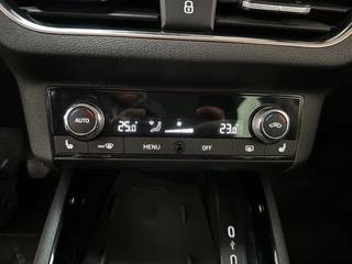 Skoda Kamiq 1.0 TSI 110pk Business Edition LED Stoelverwarming Navigatie Parkeersensoren Virtual Cockpit / 8