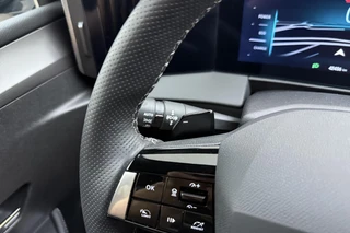 Opel Astra 1.2 Turbo 145pk Hybrid Automaat GS | Panoramadak | Navigatie | Headup display | Adapt. Cruise control | 360 Camera | Stoel- en stuurverwarming | Zwart dak / 27