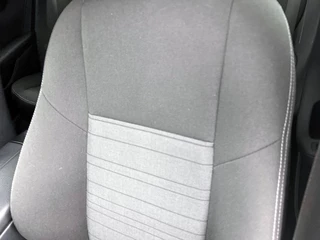Mercedes-Benz GLC-klasse 300e 4MATIC Business Solution Luxury CAMERA | TREKHAAK | NAVI & CARPLAY / 27