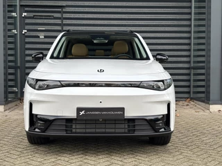 Leapmotor C10 REEV 28.4kWh Design / 2