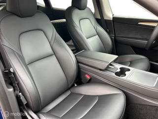 Tesla Model Y Long Range Dual Motor / 7