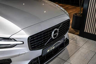 Volvo S60 2.0 B4 R-Design|H&K|Leer|Trekhaak|Carplay|ACC|ECC| / 20