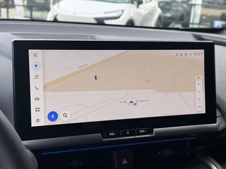 Toyota C-HR 2.0 Plug-in Hybrid 220 Première Edition PANODAK LEER 360° CAMERA JBL-AUDIO EL-STOEL STOEL/STUURVERW BLIND SPOT KEYLESS LED EL-ACHTERKLEP 19'' LM-VELGEN NL-AUTO / 18