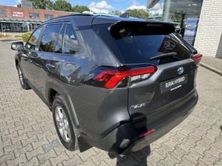 Toyota RAV4 2.5 Hybrid AWD DYNAMIC 1650KG TREKGEW STOELVERW PARK-SENSOREN NAVI CAMERA APPLE/ANDROID LM-VELGEN / 4