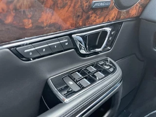 Jaguar XJ 3.0 V6 341 PK SC AWD LEDER SCHUIFDAK LMV / 23