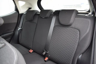 Ford Fiesta 1.0 EcoBoost Hybrid Titanium | Apple CarPlay | Climate | Cruise | Navi / 7
