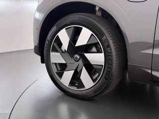 Volvo XC60 Plug-In Hybrid AWD T6 Plus Dark Recharge ADAPT. CRUISE CONTROL | STUUR & STOEL VERWARMING | PANORAMA DAK | 360 GRADEN CAMERA | ELEK. STOELEN MET GEHEUGEN | HARMAN/KARDON AUDIO / 15
