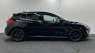 Ford Focus 1.0 EcoBoost Hybrid Trend Edition Business CAMERA / 10