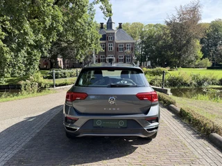Volkswagen T-Roc 1.5 TSI Style | 51.000KM !! | Camera | Trekhaak | Keyless | Adaptive | CarPlay | / 21