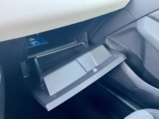 Renault Clio 1.0 TCe 90 Evolution  | Lichtmetaal | Parkeersensoren | Dodehoek | Navigatie | Airco | Cruise Control | Chrome Pakket | Elektrische Ramen | Getint Glas | NL Auto | BTW Auto | Apple CarPlay/Android Auto / 33