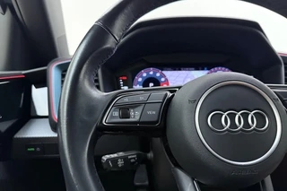 Audi A1 citycarver 35 TFSI epic 150pk | Automaat | Climate Control | Navigatie | Premium Audio | Camera | Cruise Control Adaptief | Stoelverwarming | Keyless Start | Sportstoelen / 21