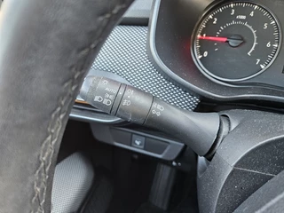 Dacia Sandero Stepway 1.0 TCe Comfort | 1e Eigenaar | Navigatie | Parkeersensoren | Cruise Control | Airco | Stuurbediening | Bluetooth / 14