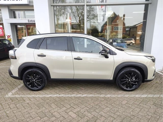 Suzuki S-Cross 1.4 BOOSTERJET SE60 AUTOMAAT  Direct Leverbaar | Tot 10 JAAR GARANTIE!  Inclusief € 2.250,- Voorraad Voordeel / 7