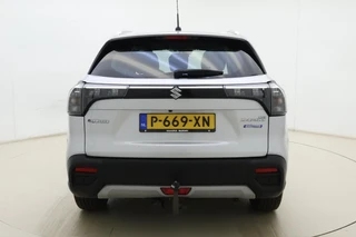 Suzuki S-Cross 1.4 Boosterjet Style Smart Hybrid 110pk | Panoramadak | Navigatie | Camera | Trekhaak | Cruise Control Adaptief | Climate Control | Stoelverwarming / 12