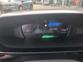 Peugeot 308 SW 1.6 Plug-in Hybrid 195 Allure 195pk | Rondom Camera | Stoel - Stuurverwarming | Trekhaak | Climate Control | Apple Carplay - Android Auto | Keyless Start / 12