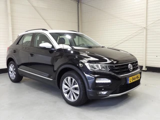 Volkswagen T-Roc 1.5 TSI 150pk T-Roc Style / 7