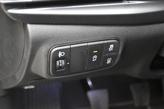 HYUNDAI I20 1.0 T-GDI Comfort I Navi + Camera / 22