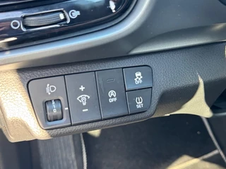 Kia Stonic 1.0 T-GDi MHEV DynamicLine | Climate Control | Camera | Cruise Control | LM Velgen | Apple Carplay | Android Auto / 23