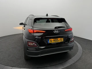 Hyundai Kona EV Fashion 64 kWh 3- Fase SOH 95,3% Warmtepomp | Trekhaak | Camera | Navigatie | Head-Up Display / 27