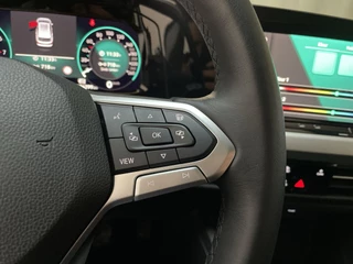 Volkswagen Golf Variant 1.5 TSI Life Business Sfeerverlichting Navigatie Virtual Cockpit Parkeersensoren / 24