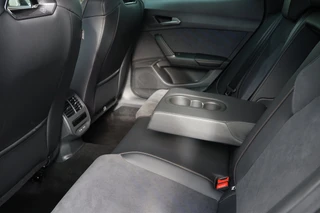 Cupra Formentor 1.5 TSI e-Hybrid SOH-100% 360-camera sportstoelen stoel/stuurverwarming / 18