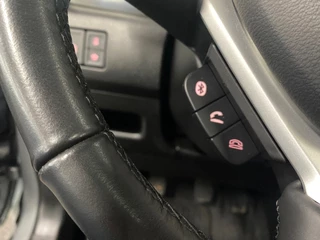 Suzuki Vitara 1.4 Boosterjet Style Smart Hybrid/ Nederlandse auto/ Afneembare trekhaak/ Pano/ Parkeersensoren/ Achteruitrijcamera / 17