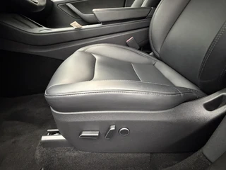 Tesla Model Y RWD 58 kWh SOH 95,1% 170 kw Snellaad | Self-Driving Computer 3 / 6