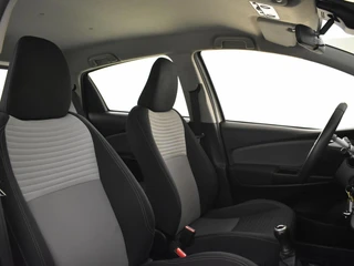 Toyota Yaris 1.0 VVT-i Comfort 5 Drs Airco / 5