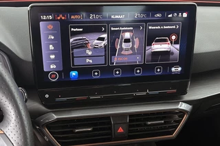CUPRA Leon Sportstourer 1.4 e-Hybrid Achteruitrijcamera 18" Stoelverwarming Carplay / 40